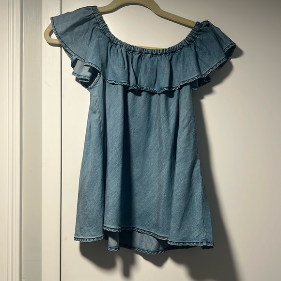 Top - Picture 1 of 2